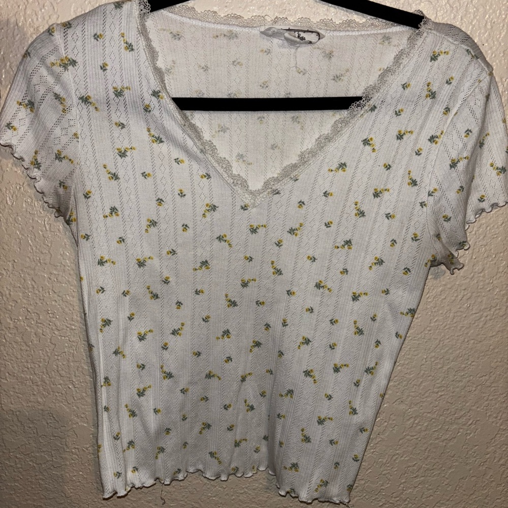 Hippie Rose white Ribbed Fitted Short Sleeve Blouse